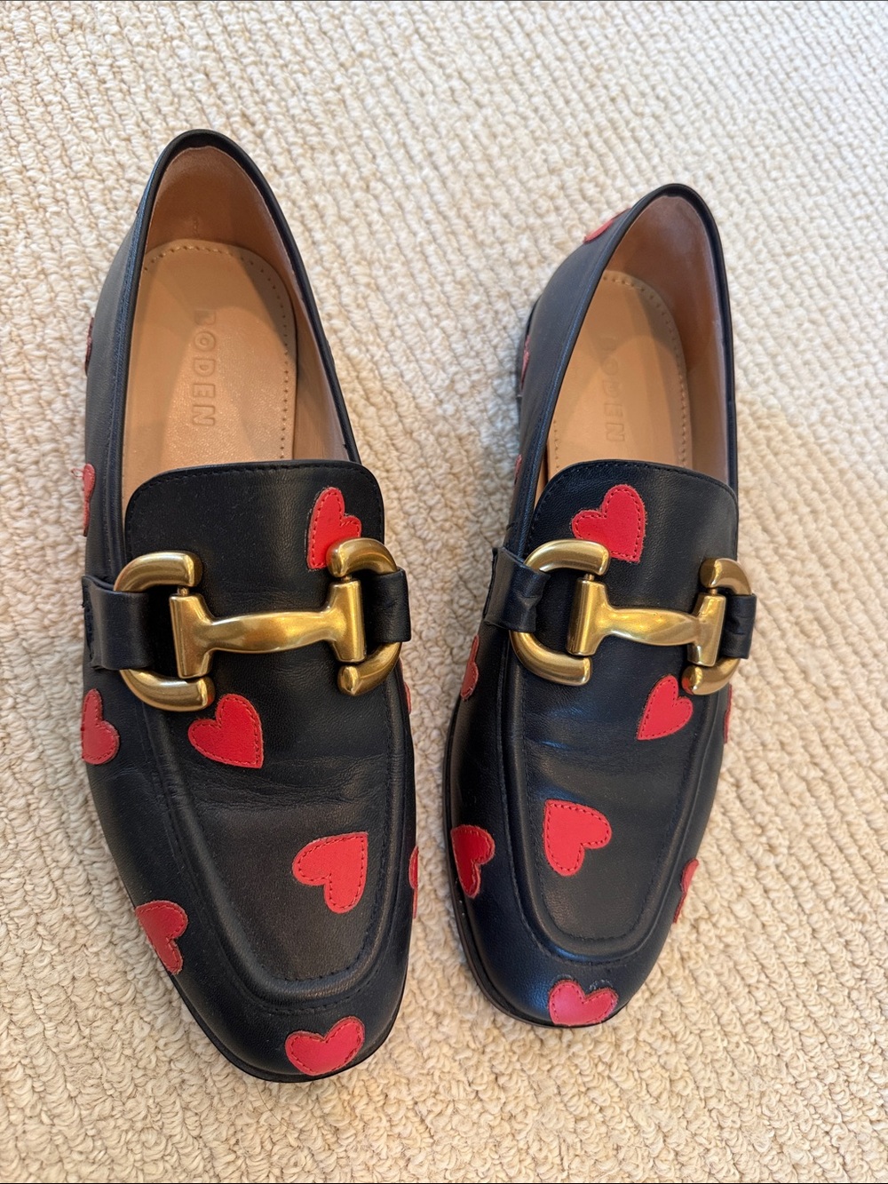 Boden Black Leather Heart-Accent Horsebit Loafers 39/8.5 worn twice